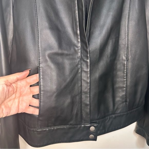 Alfani Women's Black Leather Jacket - Picture 4 of 5